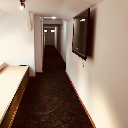 Y Hostel Balatonlelle Eksteriør billede