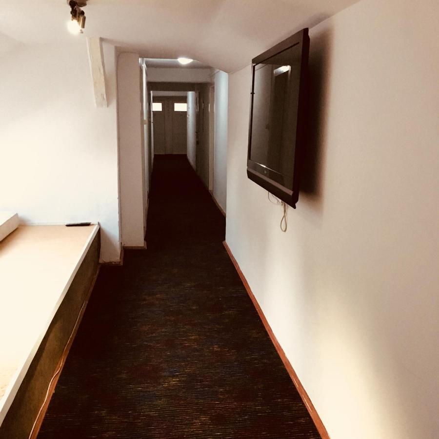 Y Hostel Balatonlelle Eksteriør billede